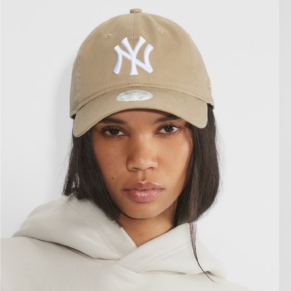 New Era Tan NY Logo Cap